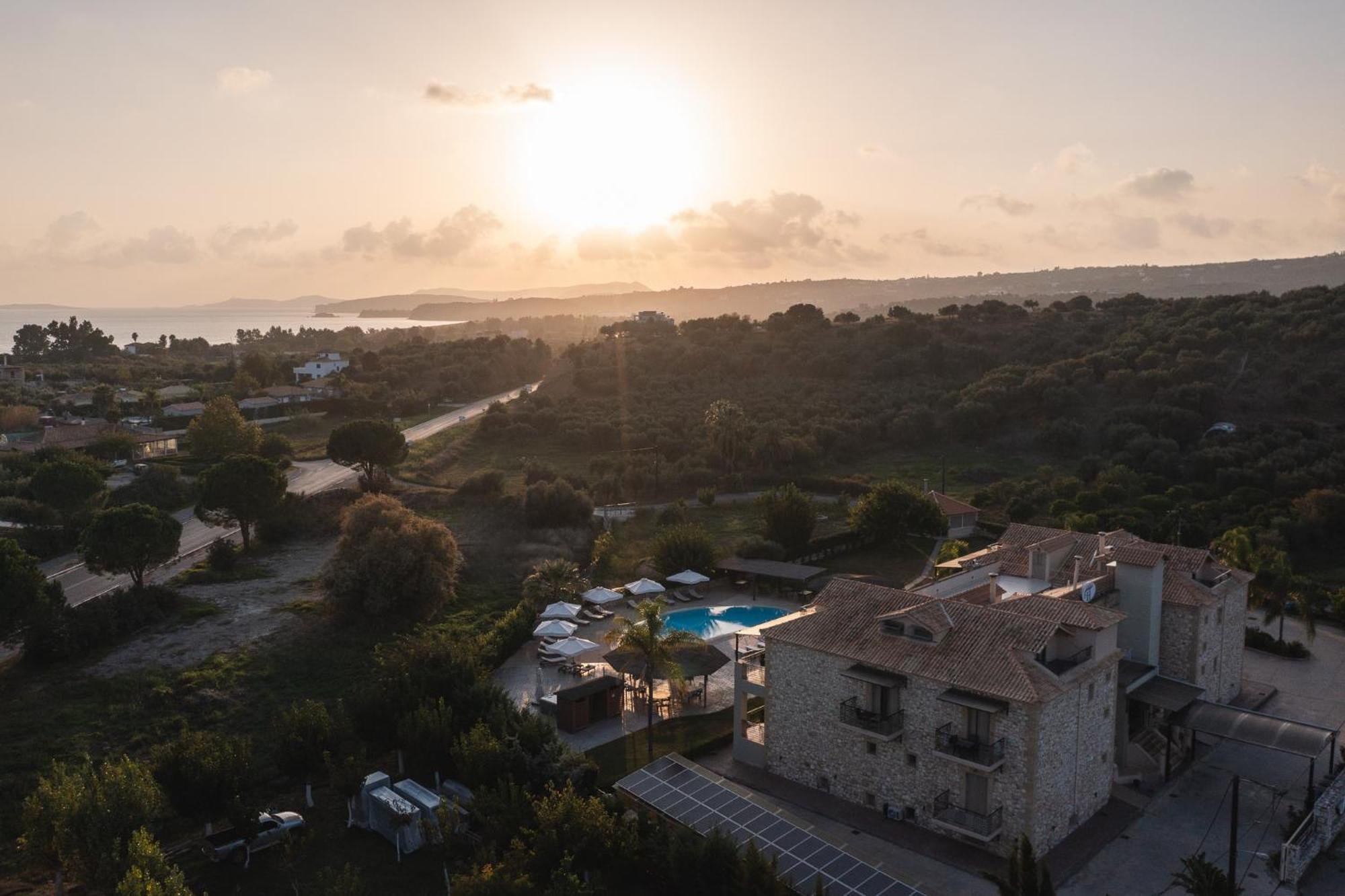 Tsokas Hotel Finikounta Exterior photo