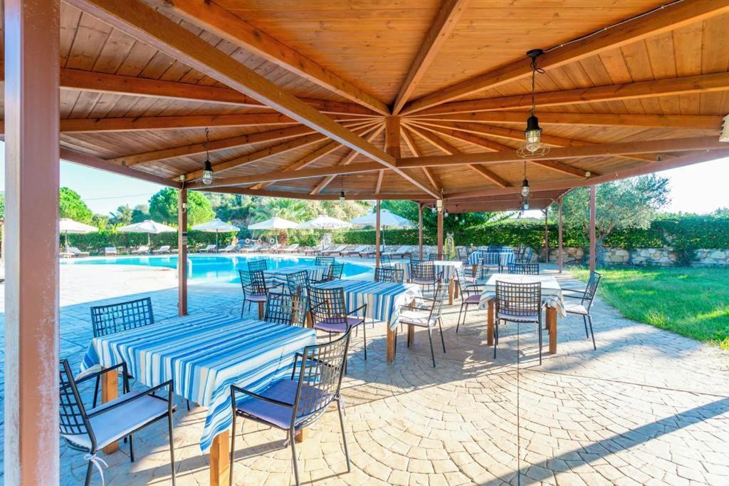 Tsokas Hotel Finikounta Exterior photo